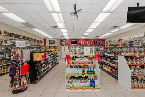 3941 NW 7 Street Miami FL 33126
