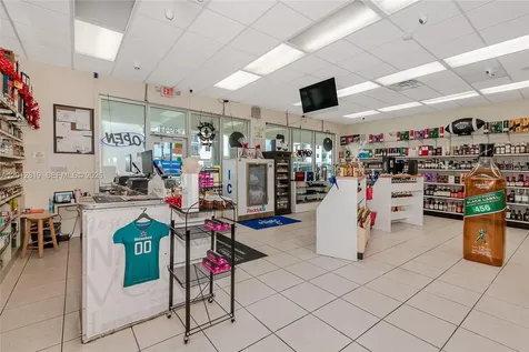 3941 NW 7 Street Miami FL 33126