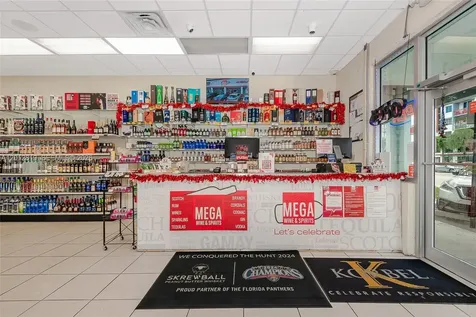 3941 NW 7 Street Miami FL 33126