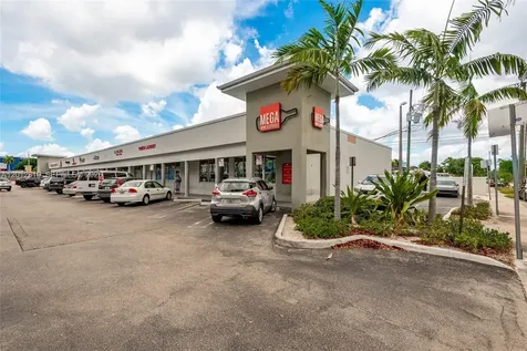 3941 NW 7 Street Miami FL 33126