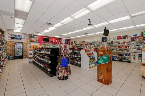 3941 NW 7 Street Miami FL 33126