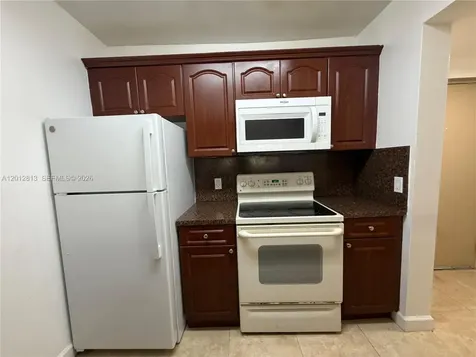 8100 Geneva Court Doral FL 33166