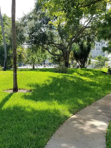 Hollywood FL 33021