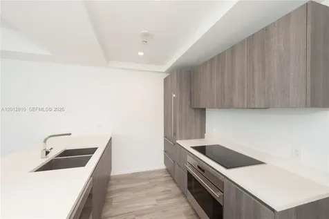 801 S Miami Avenue Miami FL 33130