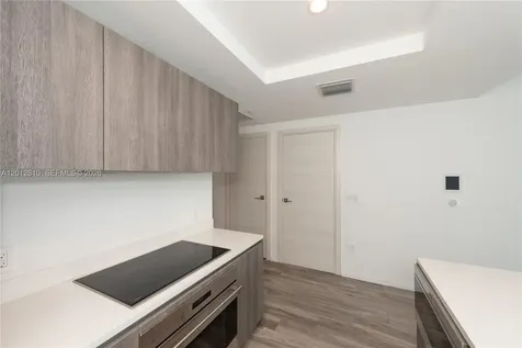 801 S Miami Avenue Miami FL 33130