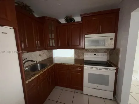 120 Royal Palm Road Hialeah Gardens FL 33016