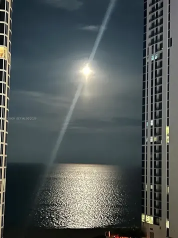 17550 Collins Avenue Sunny Isles Beach FL 33160