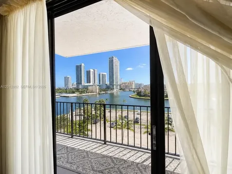 200 Leslie Drive Hallandale Beach FL 33009