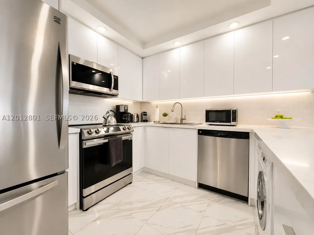 2851 NE 183rd Street Aventura FL 33160