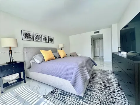 2851 NE 183rd Street Aventura FL 33160