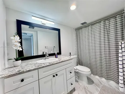 2851 NE 183rd Street Aventura FL 33160