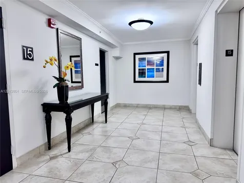 2851 NE 183rd Street Aventura FL 33160