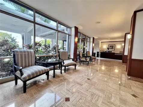 2851 NE 183rd Street Aventura FL 33160