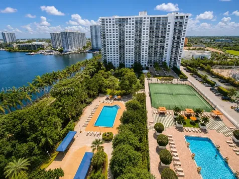 2851 NE 183rd Street Aventura FL 33160