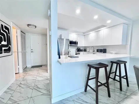2851 NE 183rd Street Aventura FL 33160