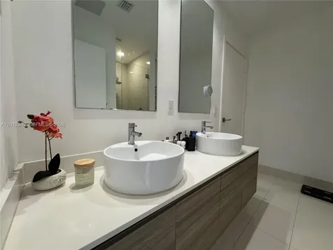 121 NE 34th Street Miami FL 33137