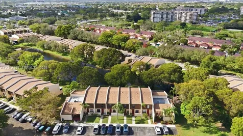 1270 NW 99th Avenue Pembroke Pines FL 33024