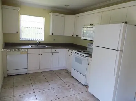 3700 Riverside Drive Coral Springs FL 33065