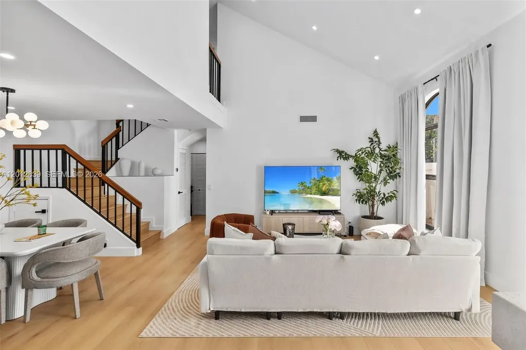 21216 Harbor Way Aventura FL 33180
