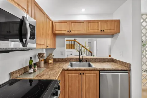 21216 Harbor Way Aventura FL 33180