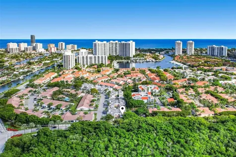 21216 Harbor Way Aventura FL 33180