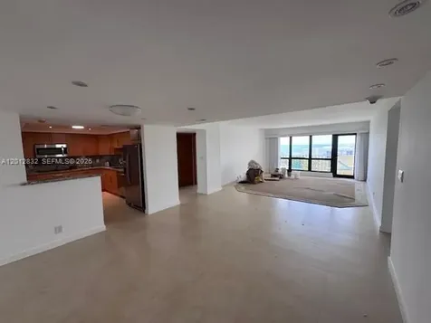 4900 N Ocean Boulevard Lauderdale By The Sea FL 33308