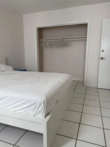 901 10th Street Miami Beach FL 33139