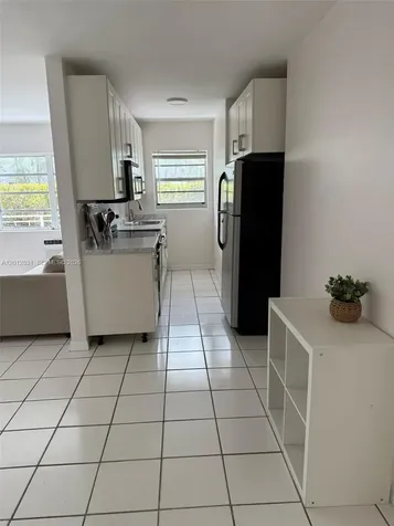 901 10th Street Miami Beach FL 33139