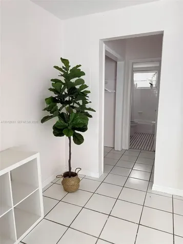 901 10th Street Miami Beach FL 33139