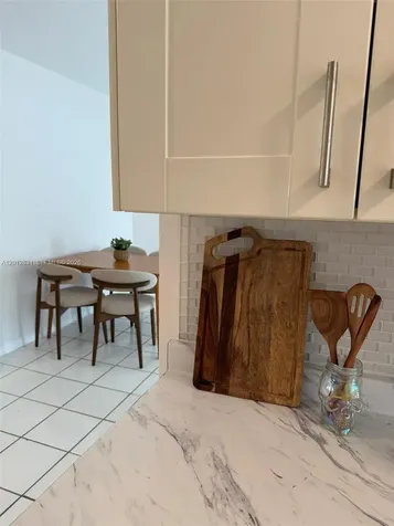 901 10th Street Miami Beach FL 33139