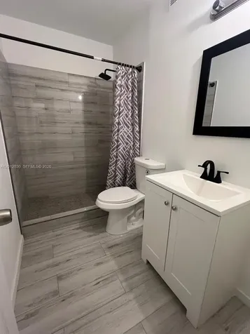 1560 NE 151st Street Miami FL 33162