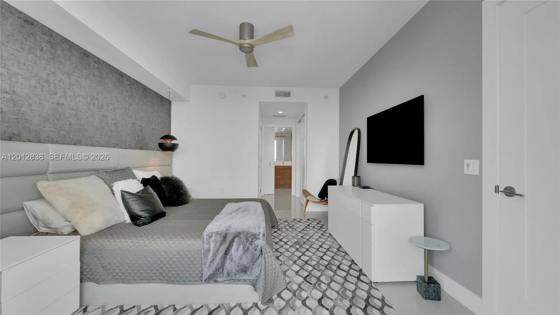 100 E Las Olas Boulevard Fort Lauderdale FL 33301