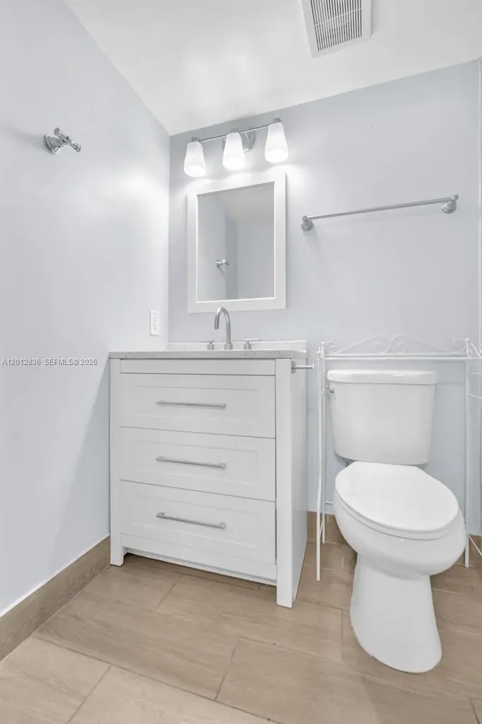 3690 N 56th Avenue Hollywood FL 33021