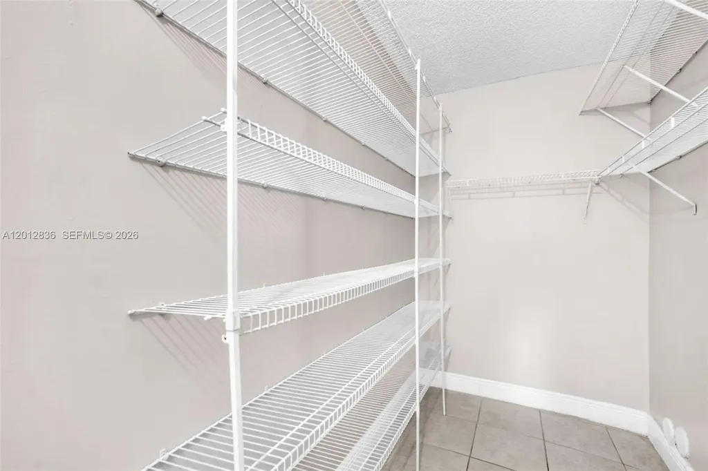 3690 N 56th Avenue Hollywood FL 33021