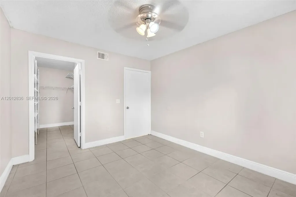 3690 N 56th Avenue Hollywood FL 33021