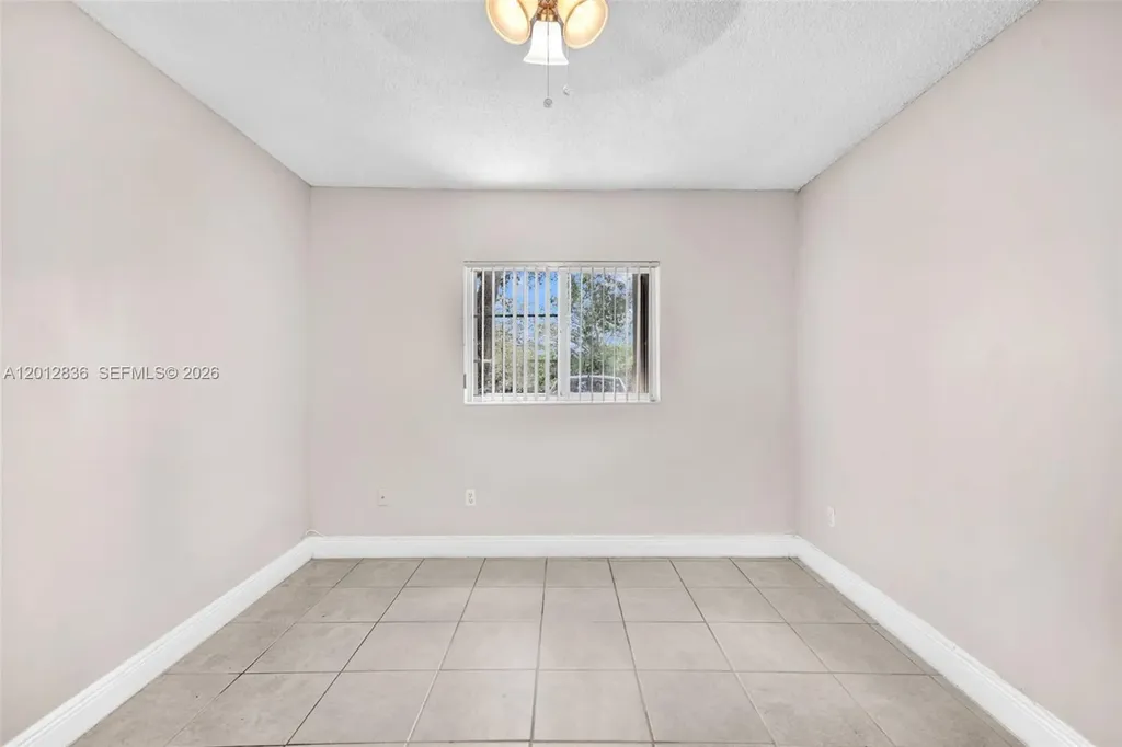 3690 N 56th Avenue Hollywood FL 33021