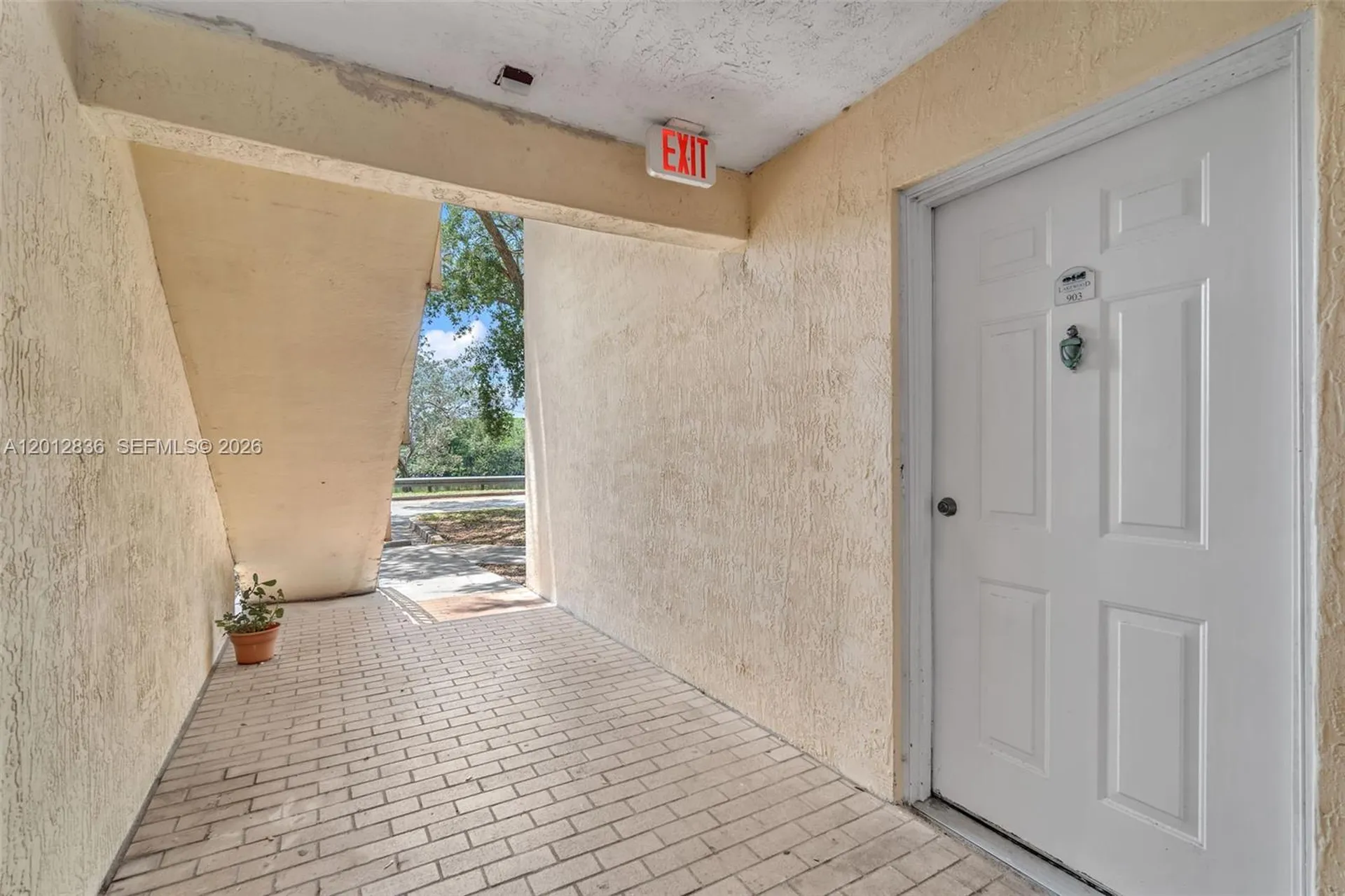 3690 N 56th Avenue Hollywood FL 33021