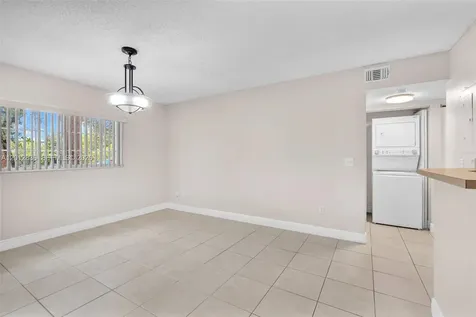 3690 N 56th Avenue Hollywood FL 33021