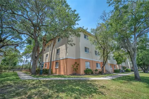 3690 N 56th Avenue Hollywood FL 33021