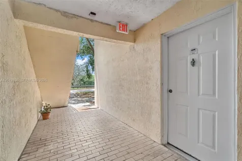 3690 N 56th Avenue Hollywood FL 33021