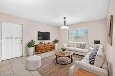 3690 N 56th Avenue Hollywood FL 33021