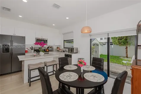 3323 W 106th Terrace Hialeah FL 33018