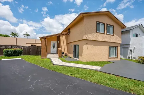 1007 NW 106th Ave Circle Miami FL 33172