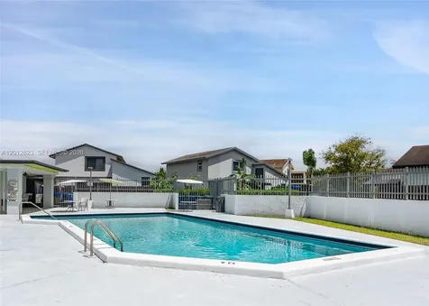 1007 NW 106th Ave Circle Miami FL 33172