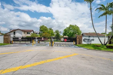 1007 NW 106th Ave Circle Miami FL 33172