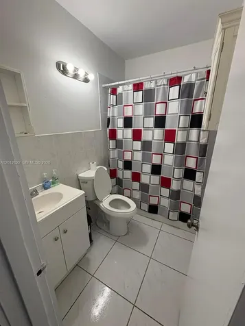 16901 NE 6th Avenue North Miami Beach FL 33162
