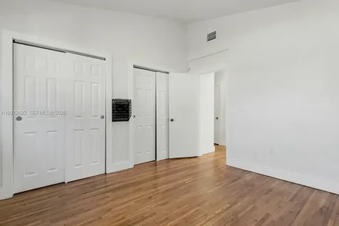 16901 NE 6th Avenue North Miami Beach FL 33162