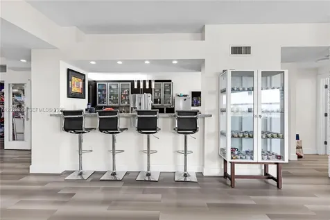 10750 NW 66th Street Doral FL 33178