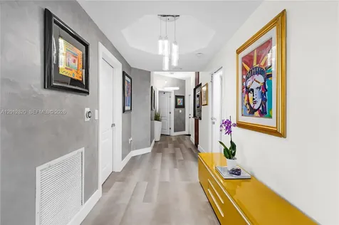 10750 NW 66th Street Doral FL 33178