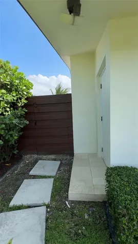 11960 SW 35th Terrace Miami FL 33175